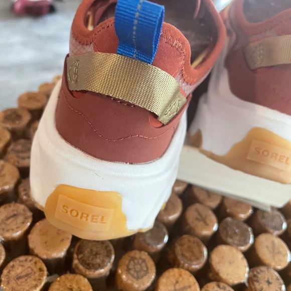 WOMEN'S SOREL KINETIC™ BREAKTHRU TECH LACE New without box size 10 - Picture 7 of 8